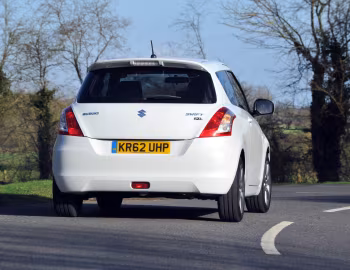 Suzuki Swift SZ-L 3-door [UK-spec] '2013