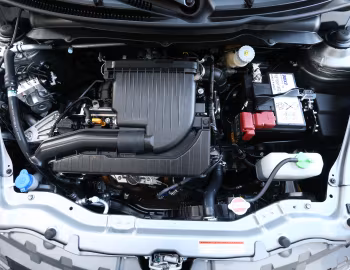 Під капотом Suzuki Swift 4×4 '2013–17