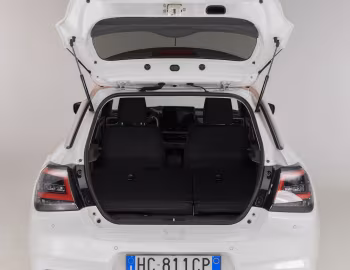 Coffre Suzuki Swift Hybrid "Sakura" [Italy] '2026