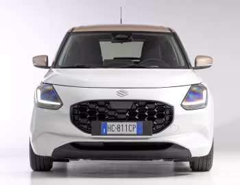 Suzuki Swift Hybrid "Sakura" [Italy] '2026