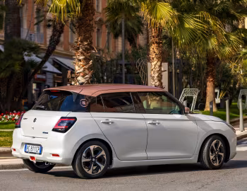 Suzuki Swift Hybrid "Sakura" [Italy] '2026