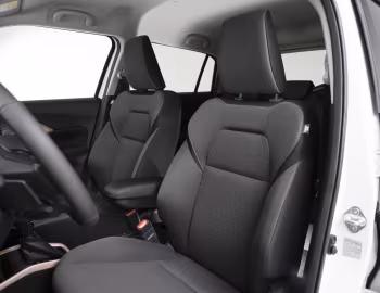 Intérieur Suzuki Swift Hybrid "Sakura" [Italy] '2026