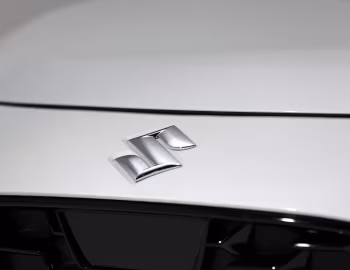 Logo Suzuki Swift Hybrid "Sakura" [Italy] '2026