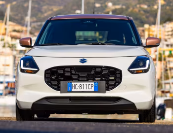 Suzuki Swift Hybrid "Sakura" [Italy] '2026