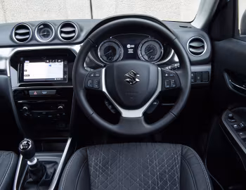 Передня панель Suzuki Vitara SZ5 [UK-spec] '2018–24