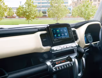 Интерьер Suzuki XBee '12.2017–07.2022