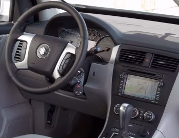 Интерьер 2007–09 Suzuki XL7 [North America] '11.2006–05.2009