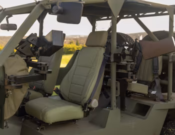 Інтер'єр SVI MAX Recon 6x6 '2026