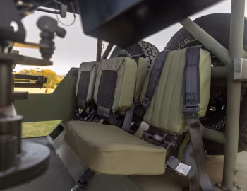 Інтер'єр SVI MAX Recon 6x6 '2026