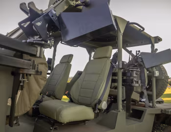 Інтер'єр SVI MAX Recon 6x6 '2026