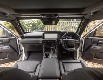 Panel frontal SVI Toyota Land Cruiser B6 (250) '2025–pr.