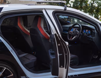 Interior SVI Volkswagen Golf GTI '2024