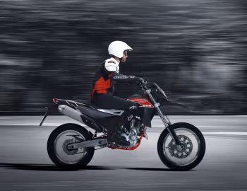 SWM Superdual 650 '2015–至今