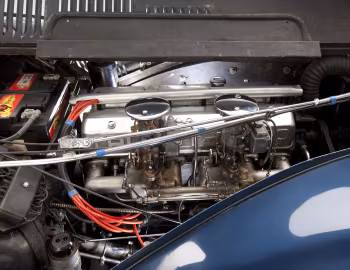 Sous la capuche Talbot-Lago T26 Record Cabriolet '1947–54