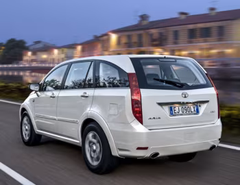 Tata Aria [EU-spec] '2012–17
