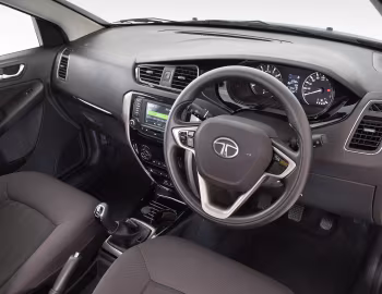 Interior Tata Bolt [South Africa] '2015–19