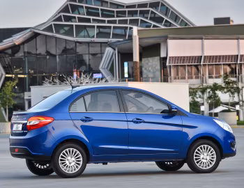 Tata Bolt Sedan [South Africa] '2015–19