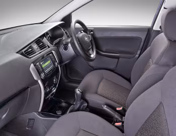 Interior Tata Bolt Sedan [South Africa] '2015–19