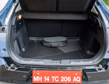 Ambos Tata Curvv.ev '2024–pr.