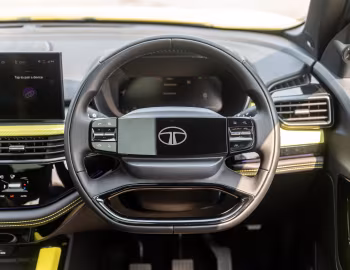 Panel frontal Tata Harrier '2023–pr.