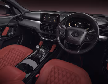 Panel frontal Tata Harrier "#Dark" '2023