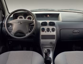Panel frontal Tata Indica '2007–18