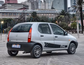 Tata Indica "Flash" [South Africa] '2016