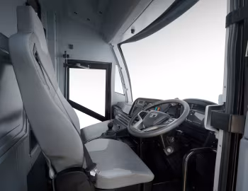 Interior Tata Magna Coach '2025–pr.