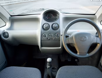 Panel frontal Tata Nano '2008–15