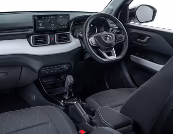 Panel frontal Tata Punch [South Africa] '2025–pr.