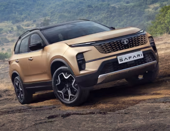 Tata Safari '2023–pr.