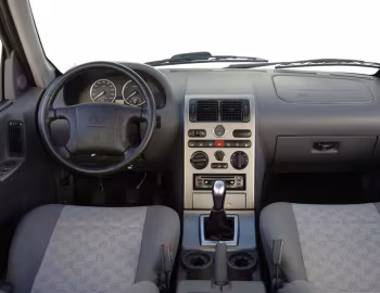 Panel frontal Tata Safari '2005–09