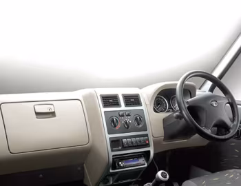 Panel frontal Tata Sumo Gold '2012–04.2019