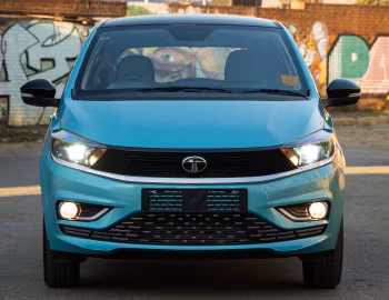 Tata Tiago [South Africa] '2025–pr.