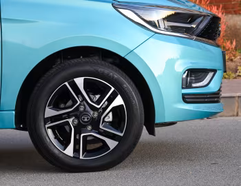Tata Tiago [South Africa] '2025–pr.
