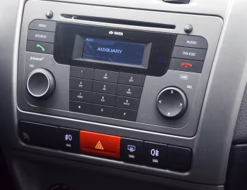 Interior Tata Vista Ignis 1.3 Quadrajet '2008–15