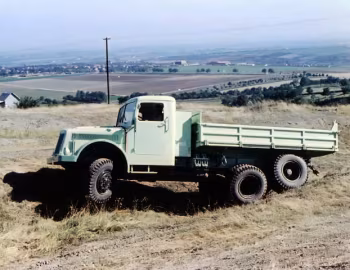 Tatra 111S2 '1951–62
