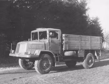 Tatra T128 '1951–52