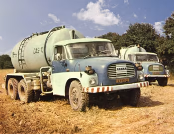 Tatra T148