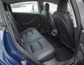Интерьер Tesla Model 3 [Australia] '2019–23