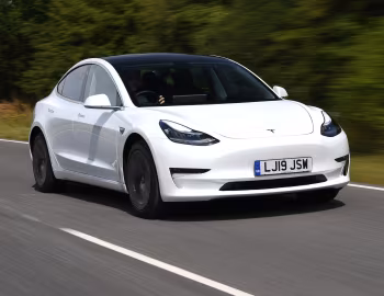 Tesla Model 3 [UK-spec] '2019–23