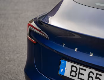 Tesla Model 3 [Worldwide] '2023–pr.