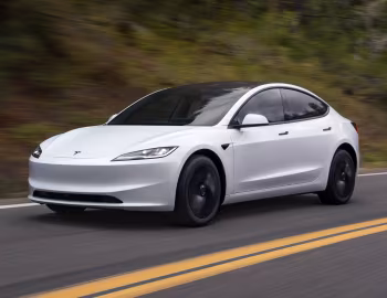 Tesla Model 3 Standard '2025–pr.