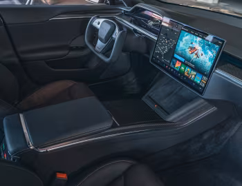 Интерьер 2022–н.в. Tesla Model S Plaid [North America] '2021–н.в.