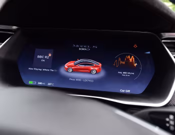 Комбинация приборов Tesla Model S 100D [UK-spec] '2017–н.в.
