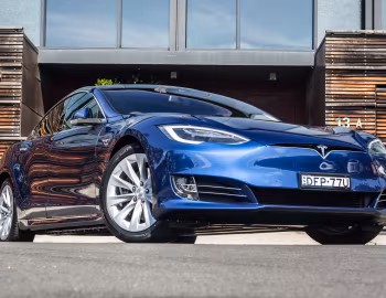 Tesla Model S 75D [Australia] '2016–н.в.