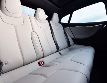 Интерьер Tesla Model S P90D [UK-spec] '2016–17