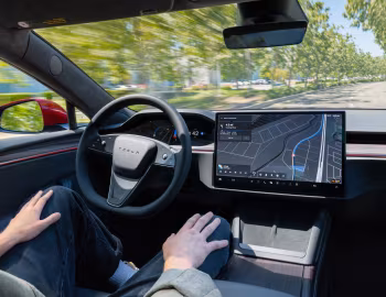 Интерьер Tesla Model S Plaid '2025–н.в.
