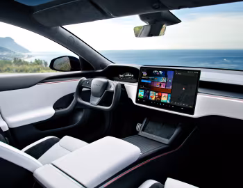 Интерьер Tesla Model S Plaid '2025–н.в.