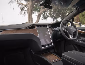 Интерьер Tesla Model X 75D [Australia] '2017–н.в.